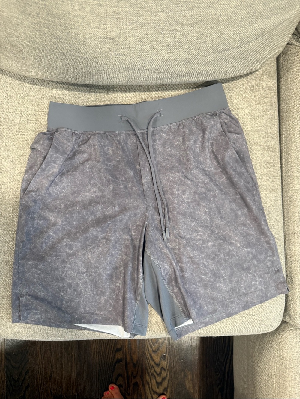 lululemon athletica Men's Zeroed in 7” Athletic Drawstring Shorts - Charcoal